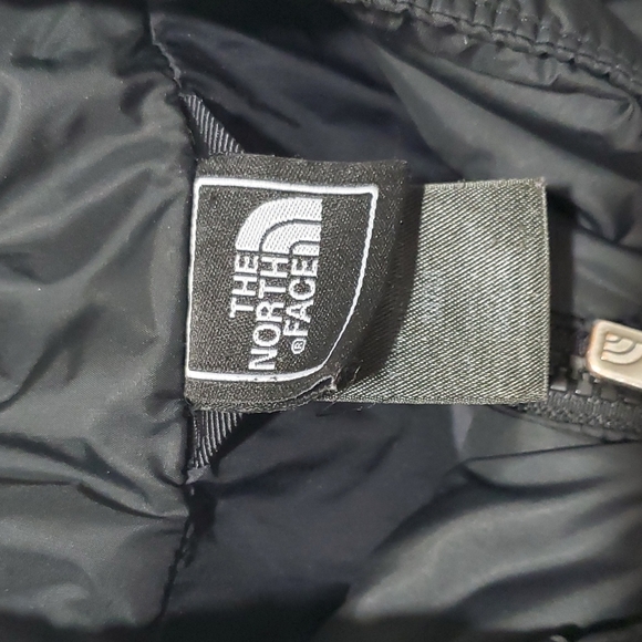 SOLD North Face puffer coat - Picture 4 of 6